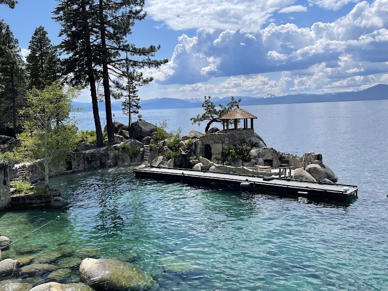 Thunderbird Lodge