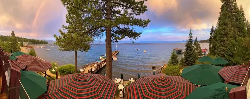 Gar Woods Grill & Pier — venue photo 1